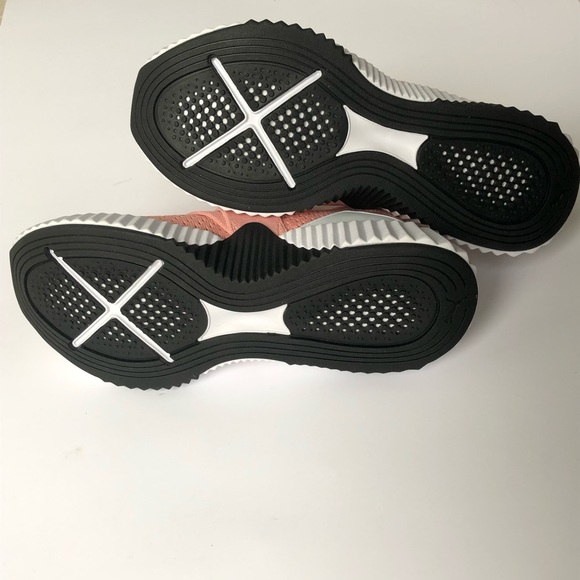 PUMA Defy Mid Core Women’s training shoes - Picture 6 of 8